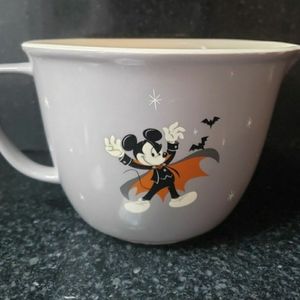 Disney Mickey Minnie Halloween Mixing Bowl Pourer